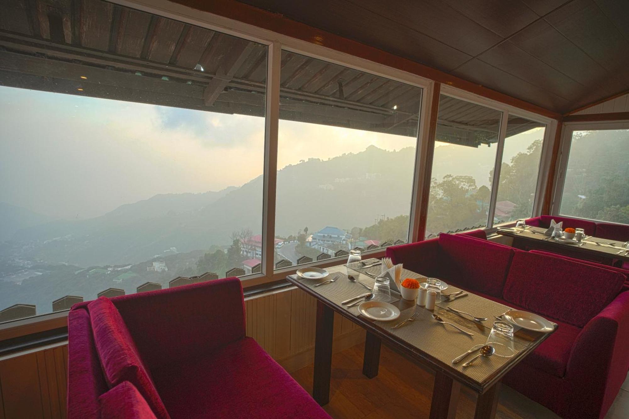 Yashshree Mussoorie Mall Road ภายนอก รูปภาพ