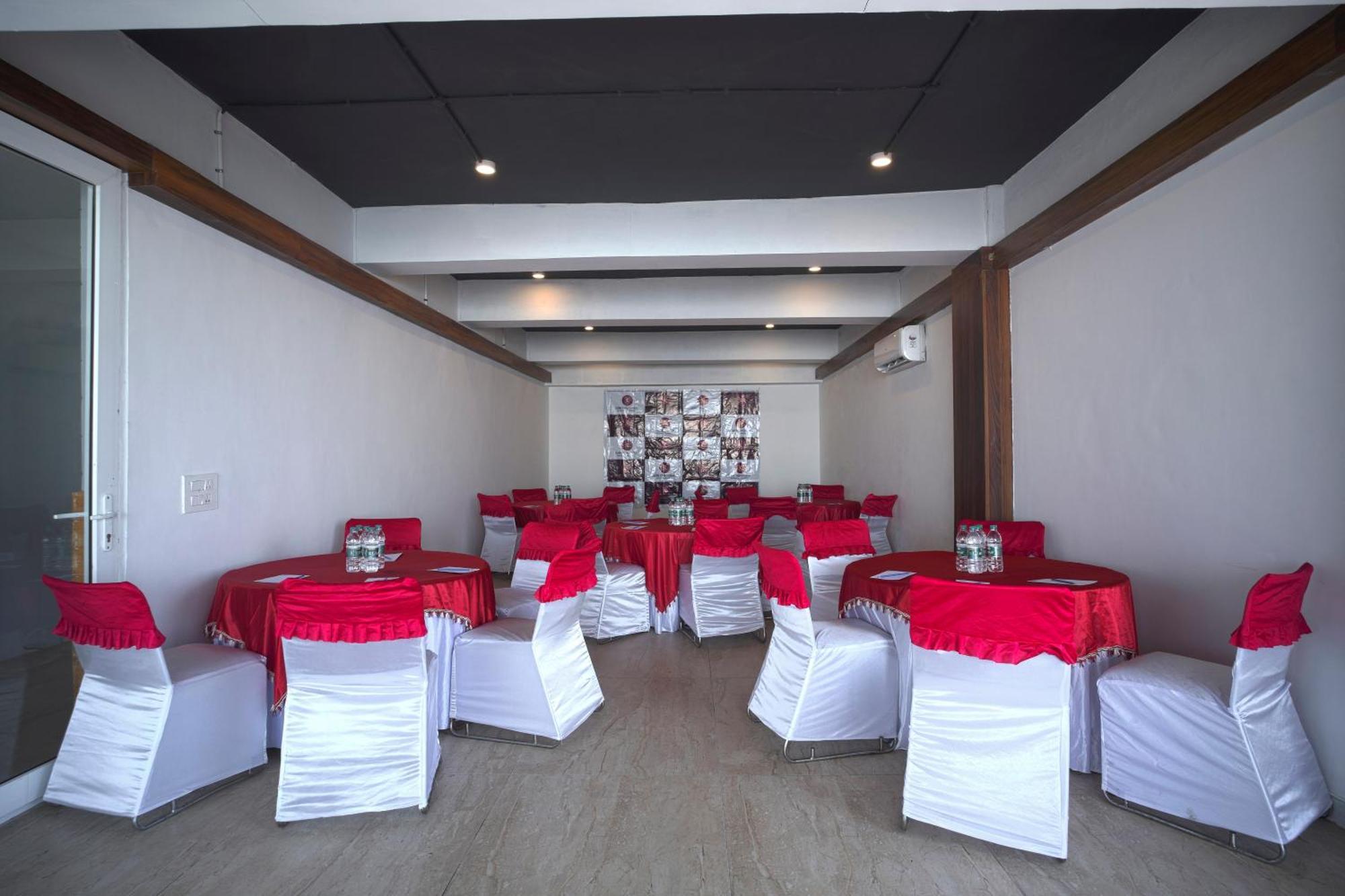 Yashshree Mussoorie Mall Road ภายนอก รูปภาพ