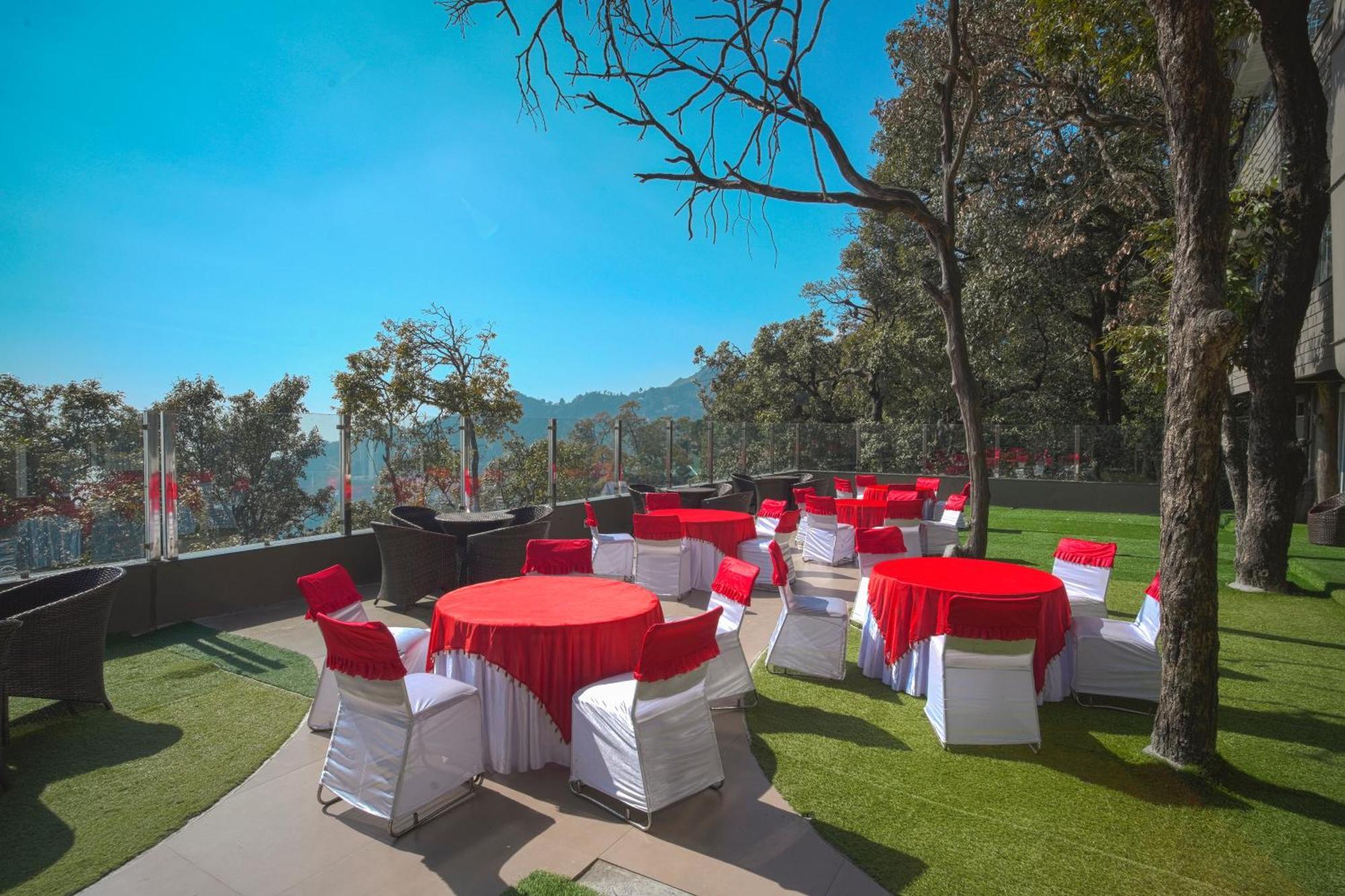 Yashshree Mussoorie Mall Road ภายนอก รูปภาพ